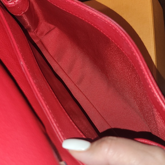 Authentic Louis Vuitton Lockme II BB Poppy chained bag - Picture 12 of 16